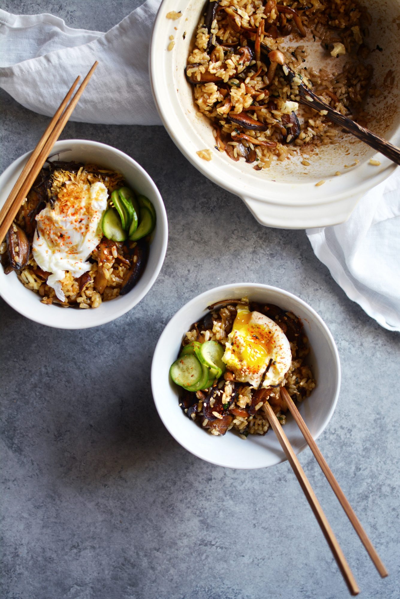 Garlic Mushroom Claypot Rice